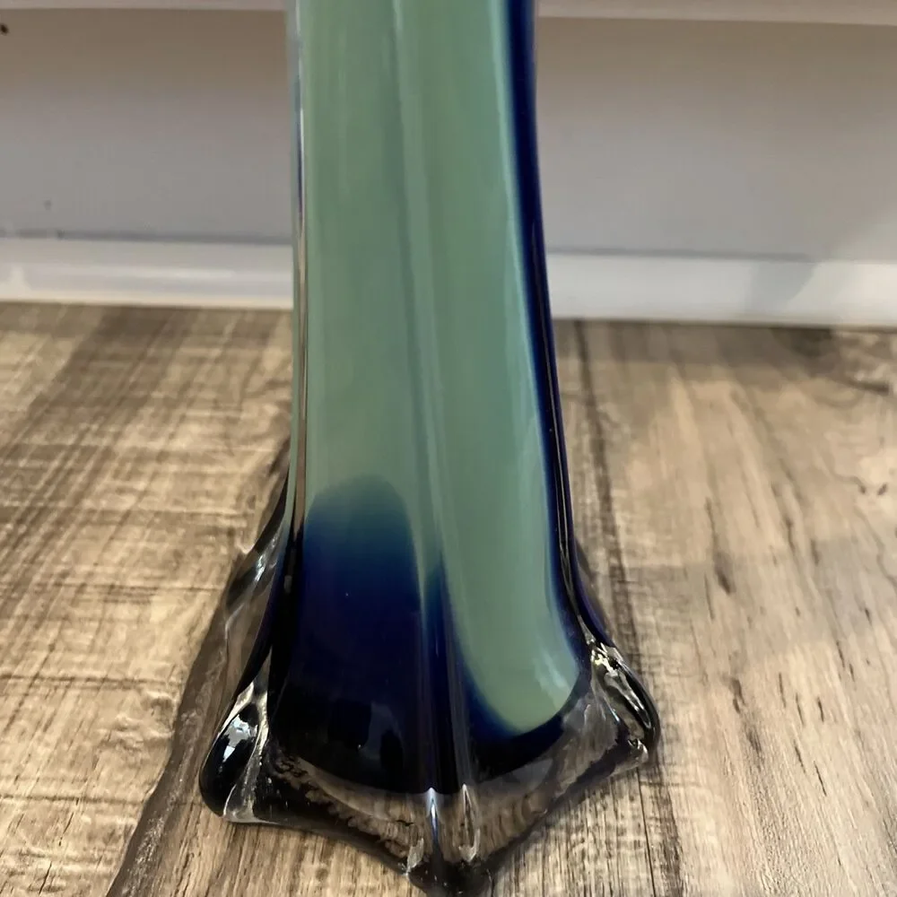 VNTG hand blown “Jack in the Pulpit” art glass vases MCM set of 2 swung glass ￼
